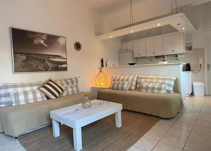 Lemon Tree Apartment