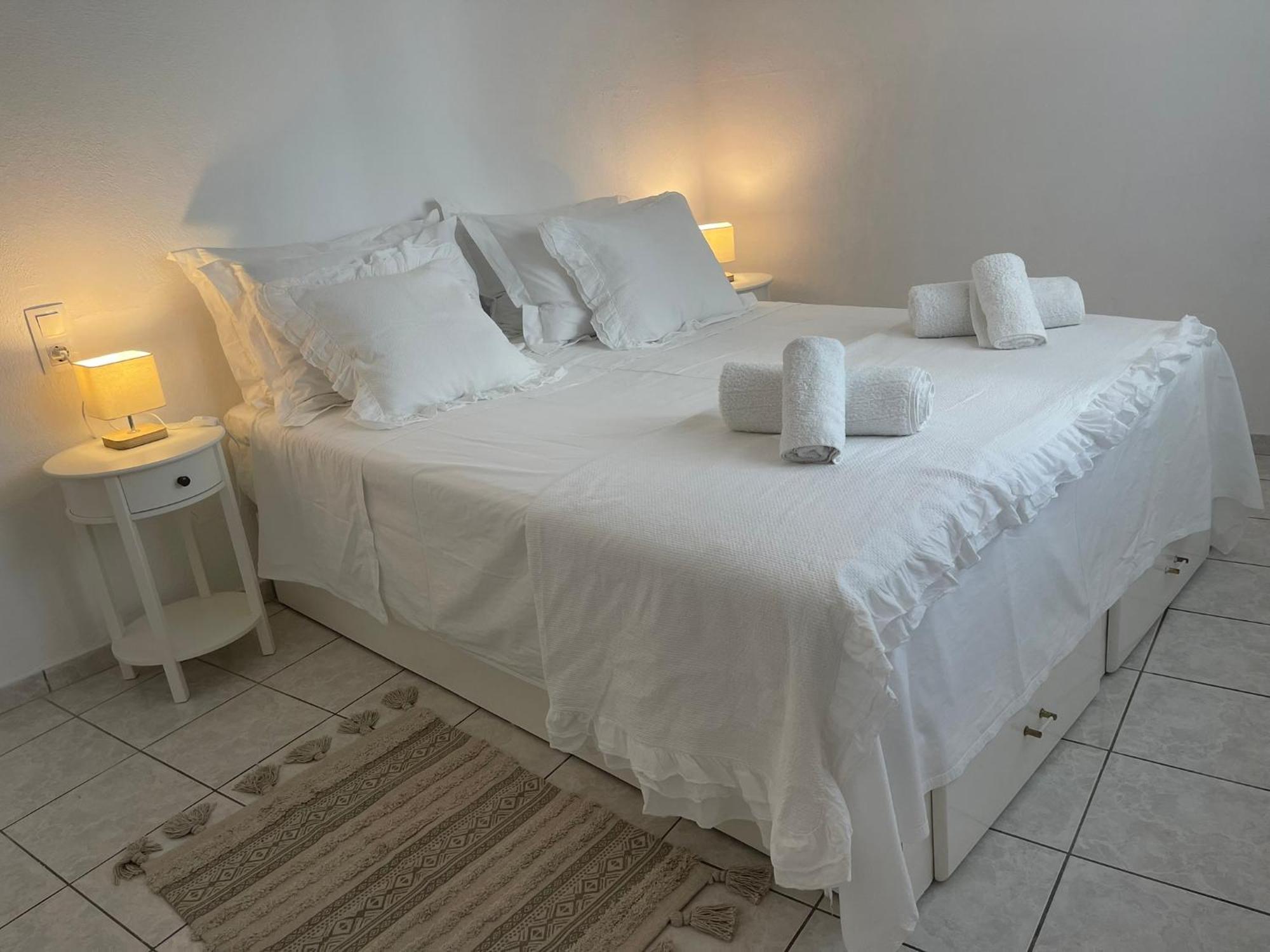 Lemon Tree Apartment